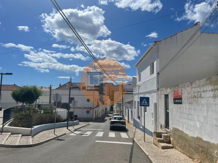 Image No.7-1 Bed House for sale