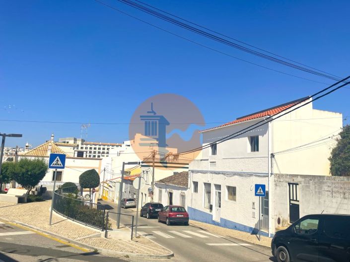 Image No.9-1 Bed House for sale