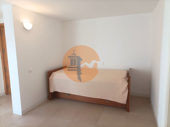 Image No.20-2 Bed Apartment for sale