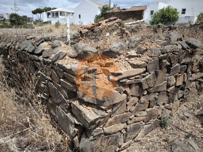 Image No.6-3 Bed House for sale