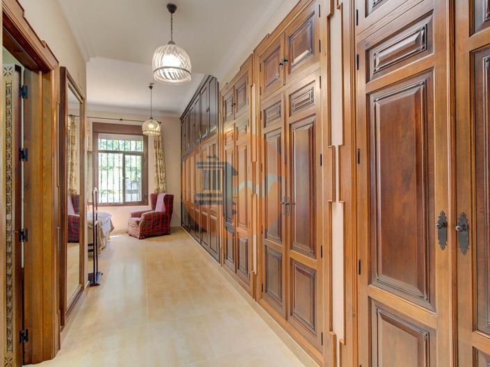 Image No.25-4 Bed House for sale