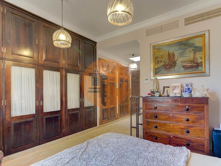 Image No.28-4 Bed House for sale