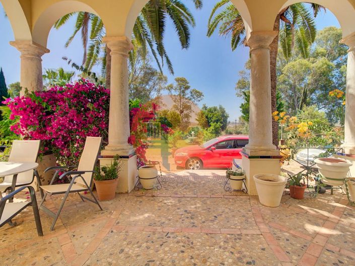 Image No.5-4 Bed House for sale