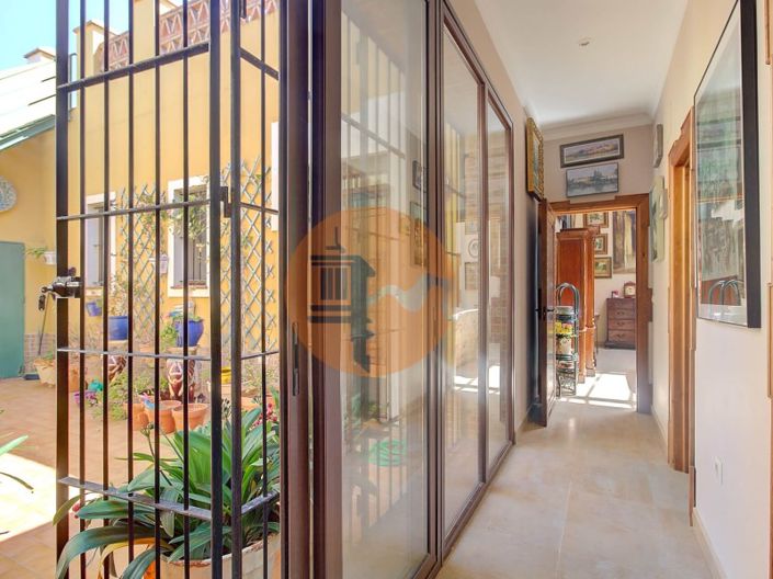 Image No.37-4 Bed House for sale