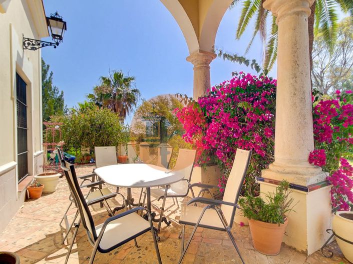 Image No.6-4 Bed House for sale