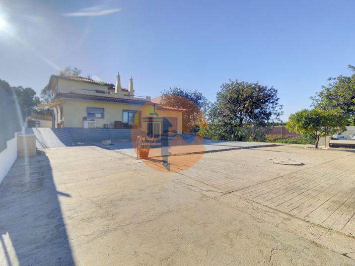 Image No.5-4 Bed House for sale