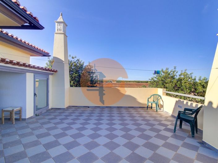 Image No.24-4 Bed House for sale