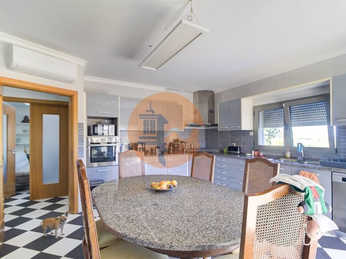 Image No.41-4 Bed House for sale