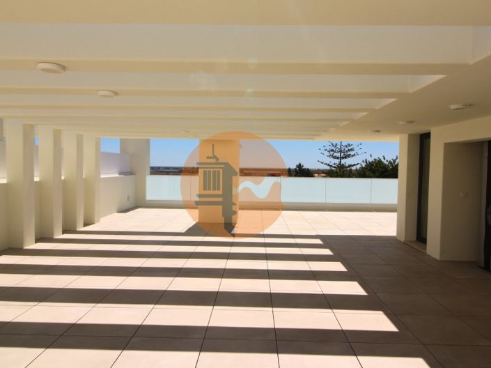 Image No.46-4 Bed House for sale