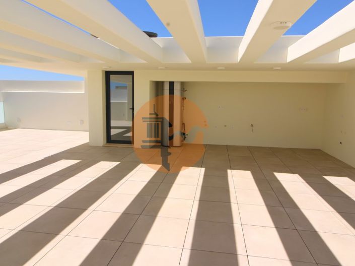 Image No.47-4 Bed House for sale