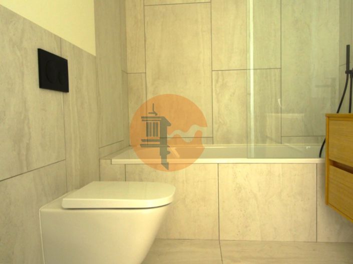 Image No.32-4 Bed House for sale