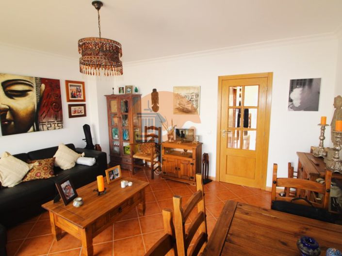 Image No.14-2 Bed House for sale