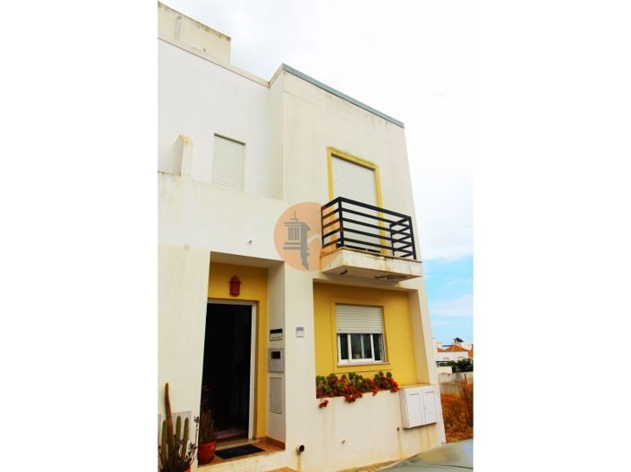 Image No.2-2 Bed House for sale