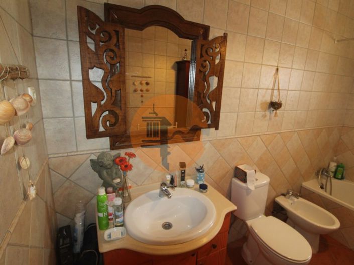 Image No.24-2 Bed House for sale