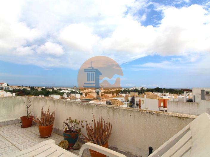 Image No.35-2 Bed House for sale