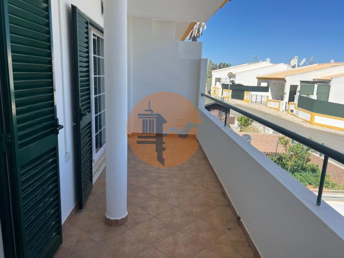 Image No.19-2 Bed House for sale