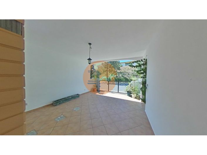 Image No.34-2 Bed House for sale