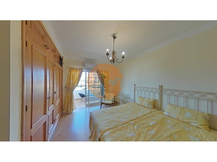 Image No.41-2 Bed House for sale