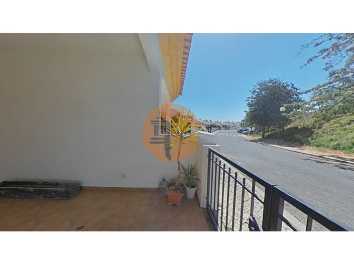 Image No.48-2 Bed House for sale