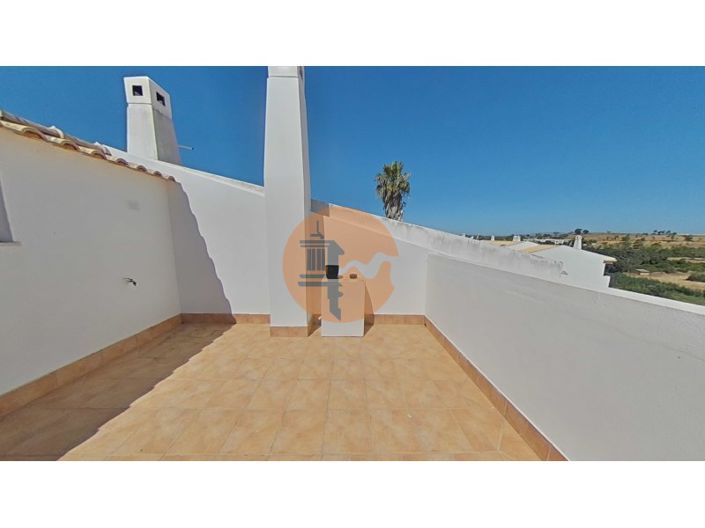 Image No.60-2 Bed House for sale