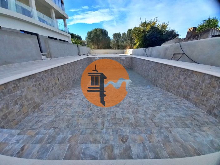 Image No.9-2 Bed Apartment for sale