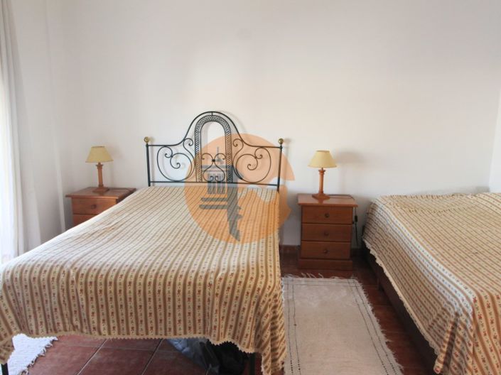 Image No.20-2 Bed Apartment for sale