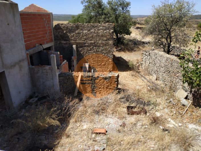 Image No.11-6 Bed Farmhouse for sale