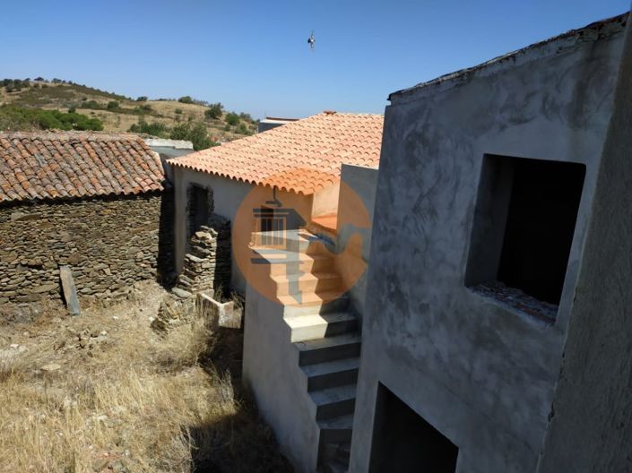 Image No.33-6 Bed Farmhouse for sale