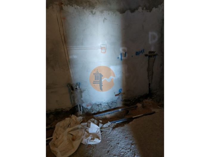 Image No.41-6 Bed Farmhouse for sale