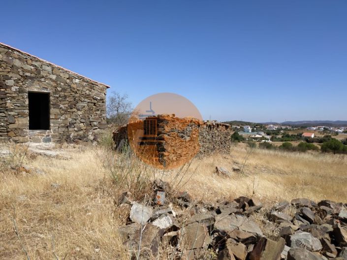 Image No.45-6 Bed Farmhouse for sale