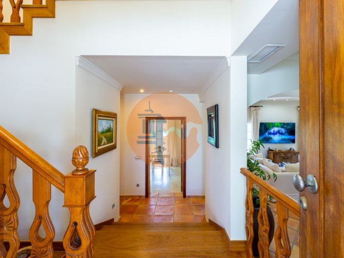 Image No.23-5 Bed House for sale