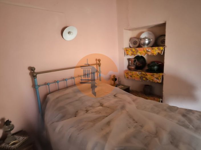 Image No.17-3 Bed House for sale