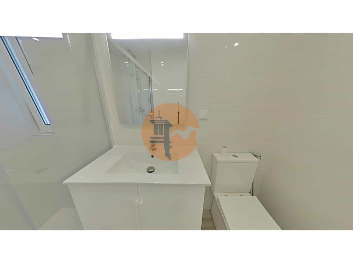 Image No.18-1 Bed Apartment for sale