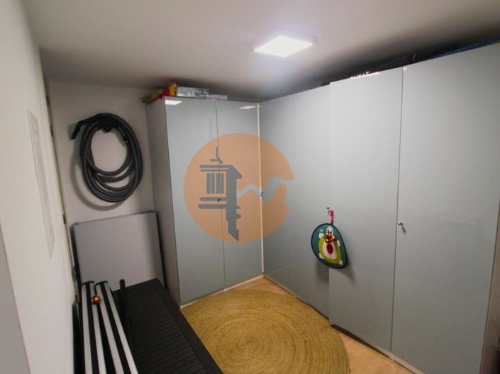 Image No.29-4 Bed House for sale