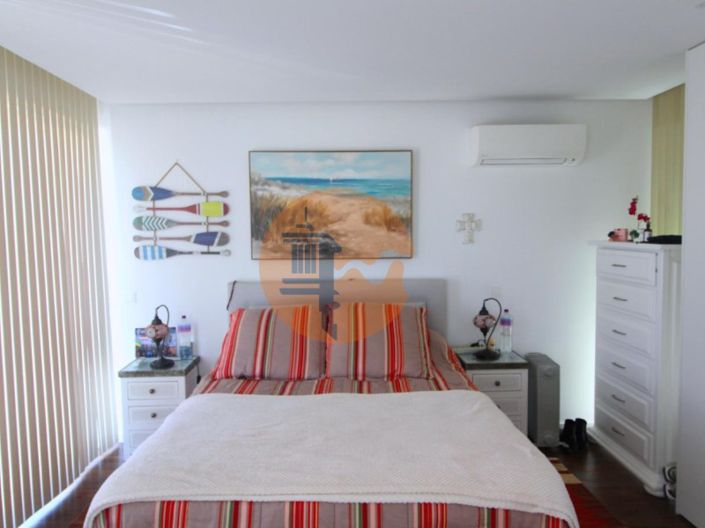 Image No.46-4 Bed House for sale