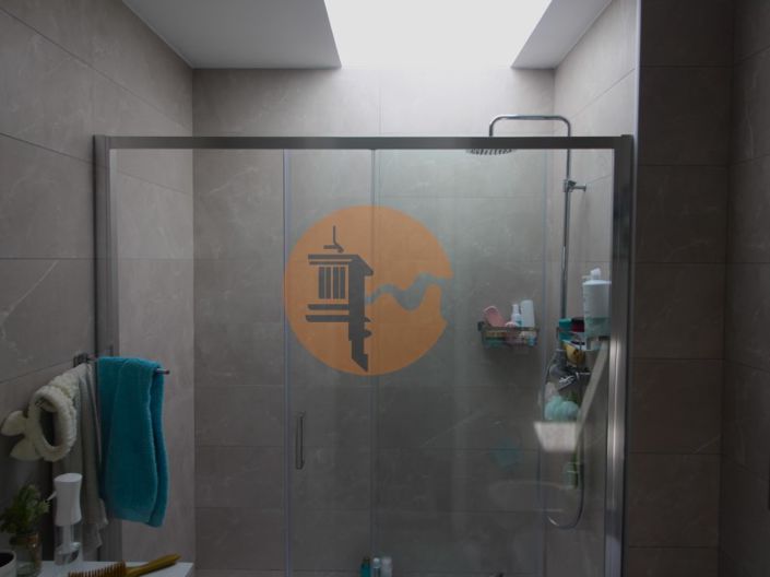 Image No.55-4 Bed House for sale