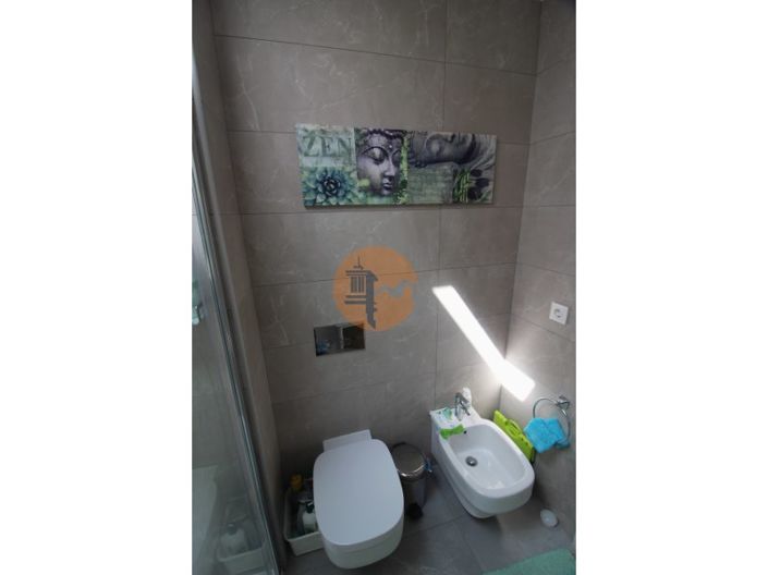 Image No.56-4 Bed House for sale