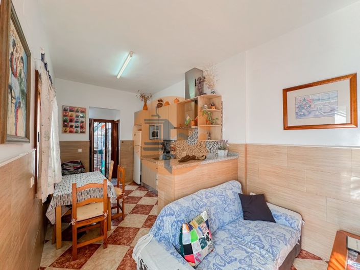 Image No.16-2 Bed House for sale