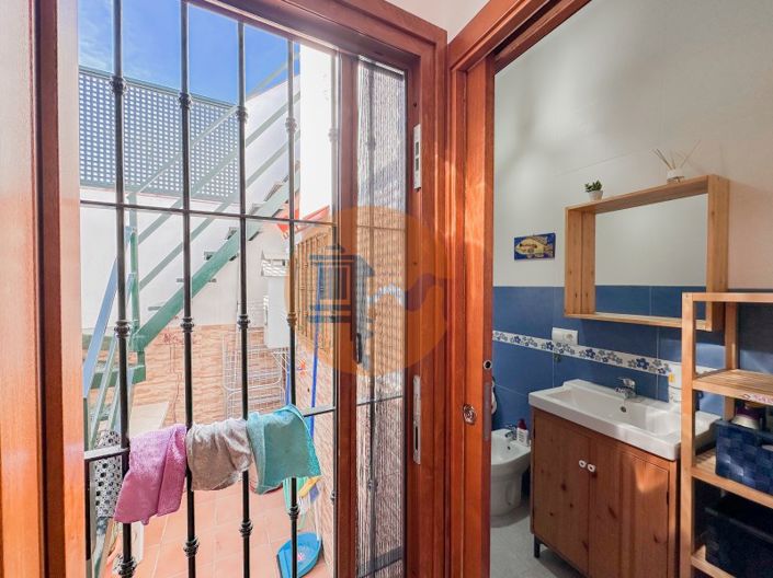 Image No.19-2 Bed House for sale