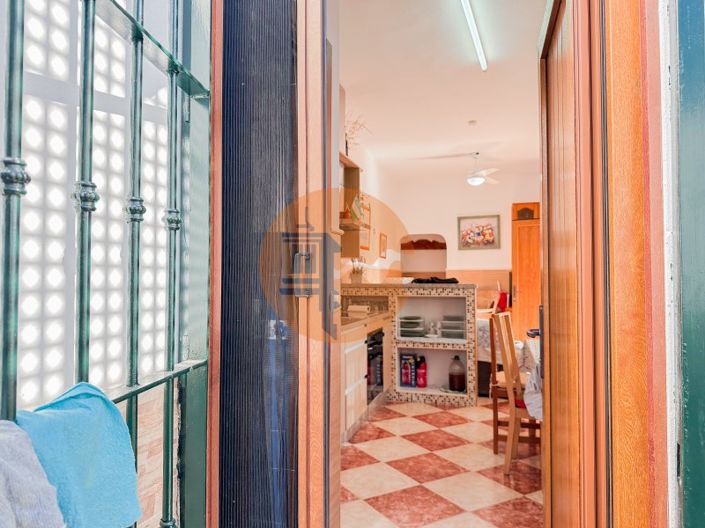 Image No.24-2 Bed House for sale