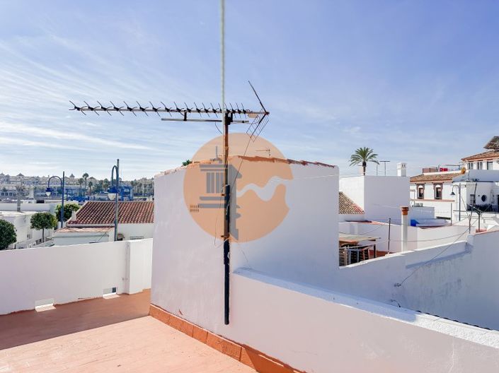 Image No.34-2 Bed House for sale