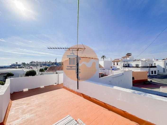 Image No.38-2 Bed House for sale