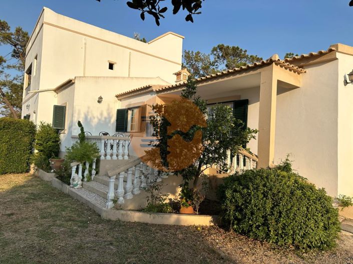 Image No.12-7 Bed House for sale