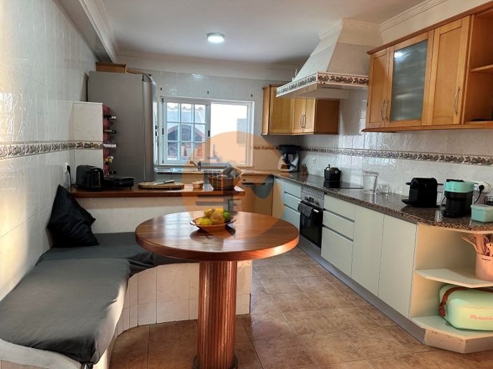 Image No.36-7 Bed House for sale