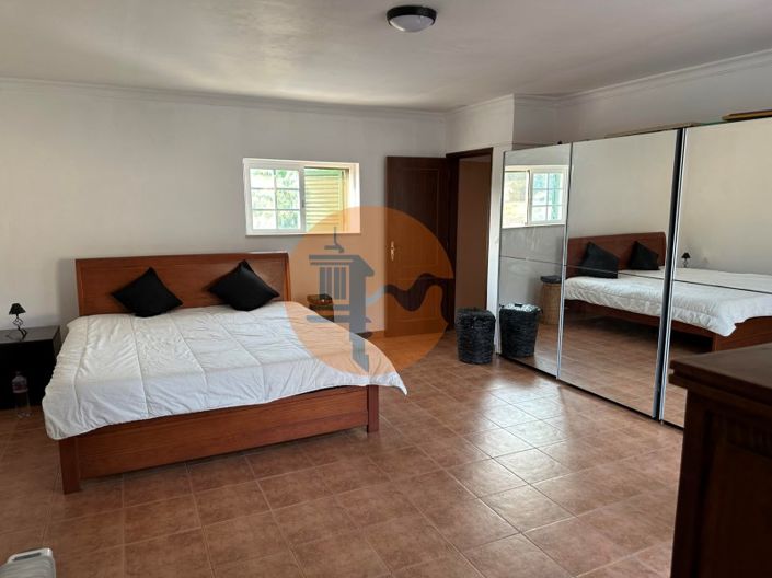 Image No.38-7 Bed House for sale