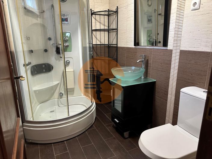 Image No.41-7 Bed House for sale