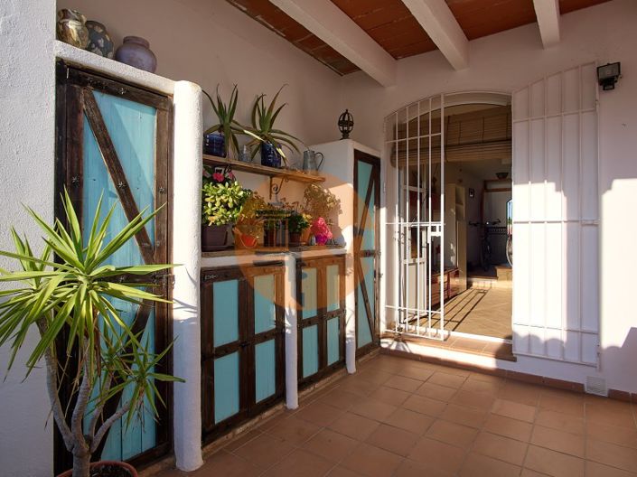 Image No.12-3 Bed House for sale