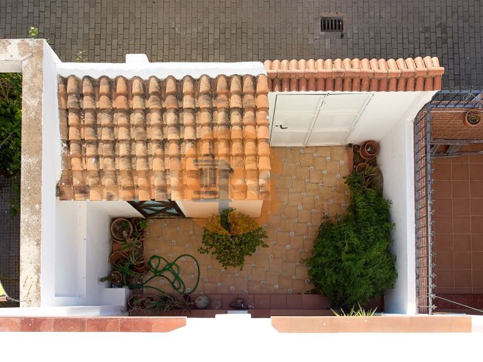 Image No.14-3 Bed House for sale