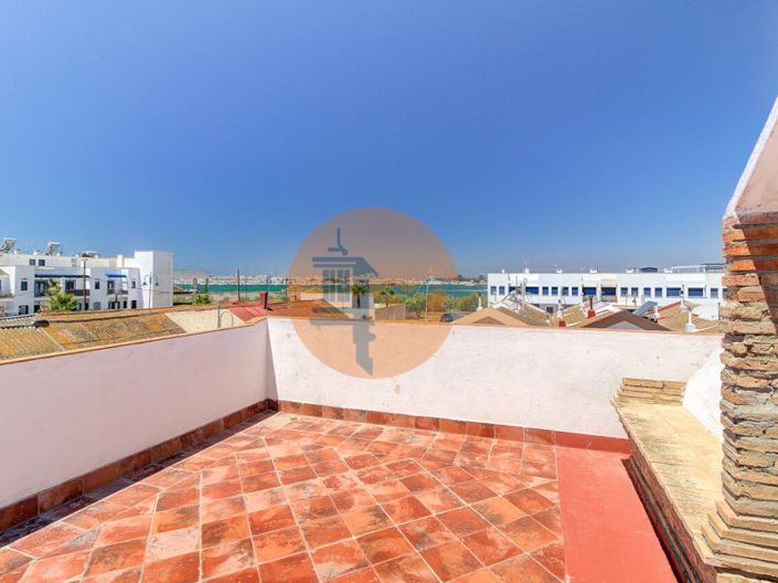 Image No.37-3 Bed House for sale