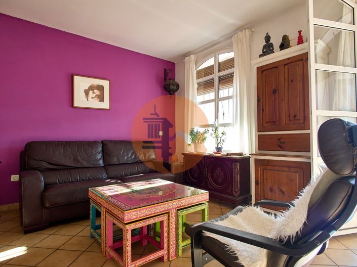 Image No.6-3 Bed House for sale